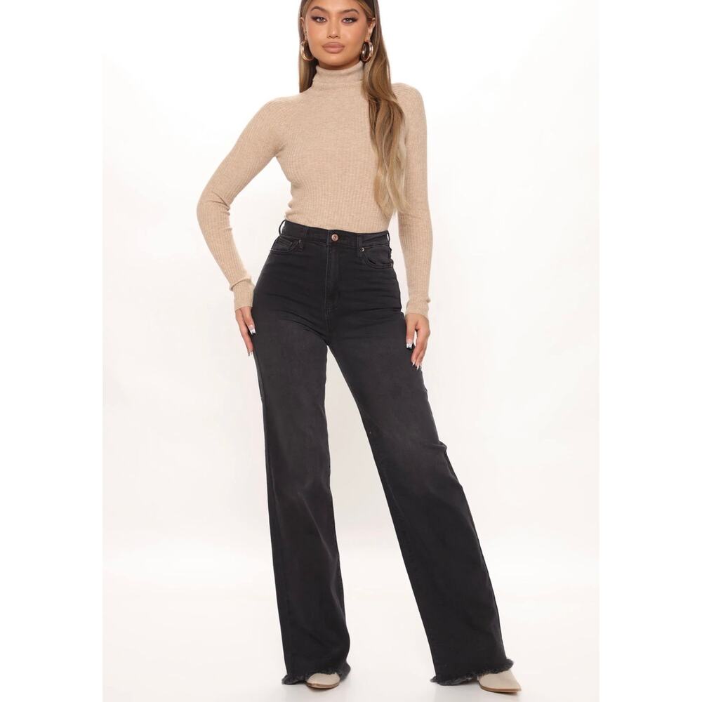Fashion Nova Black Jeans - Picture 4 of 7